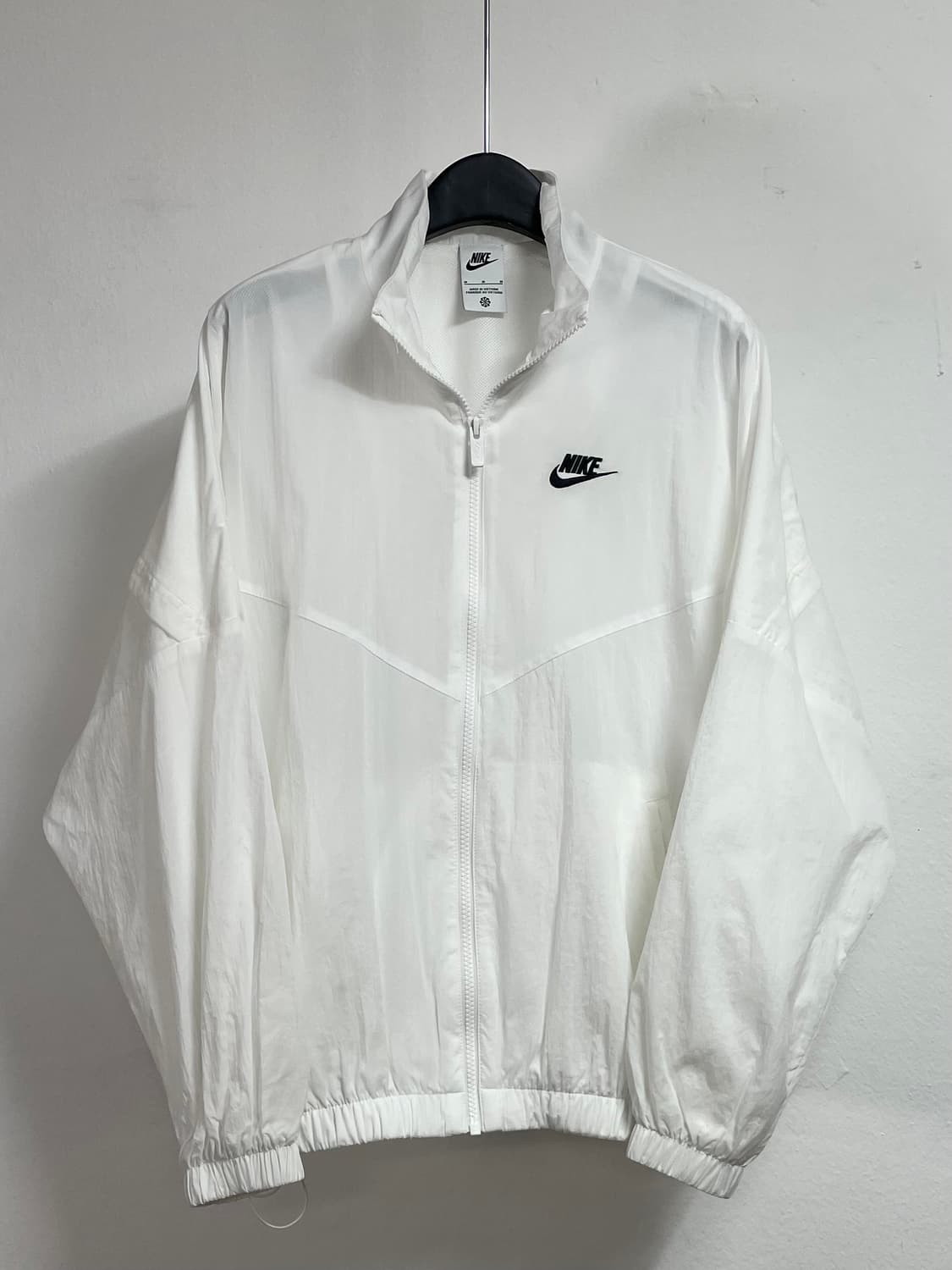 나이키 우먼스 스우시 윈드러너 바람막이 (on.153)    상품이미지1