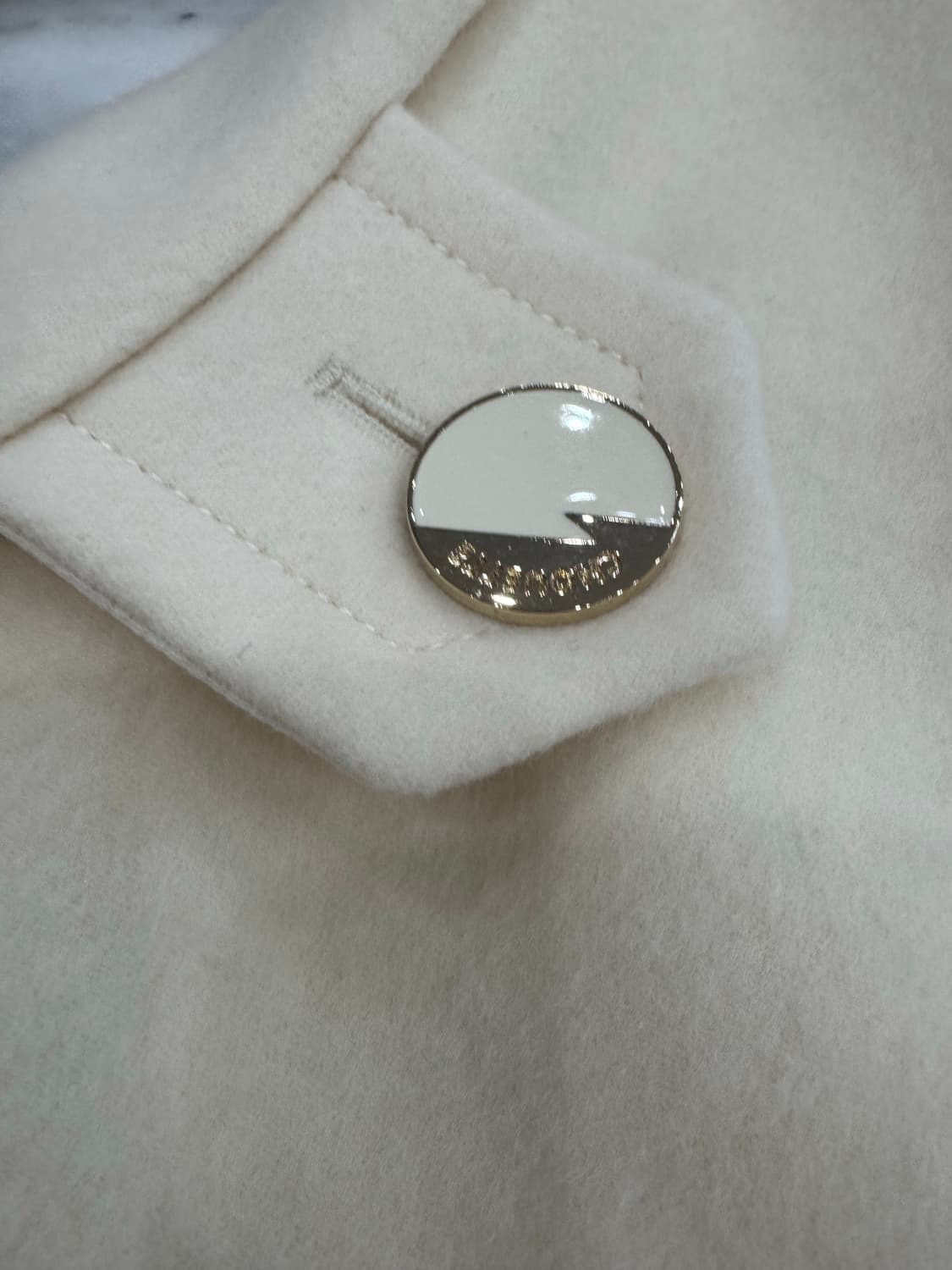 럭키슈에뜨 크림 모 100 코트 상품이미지8