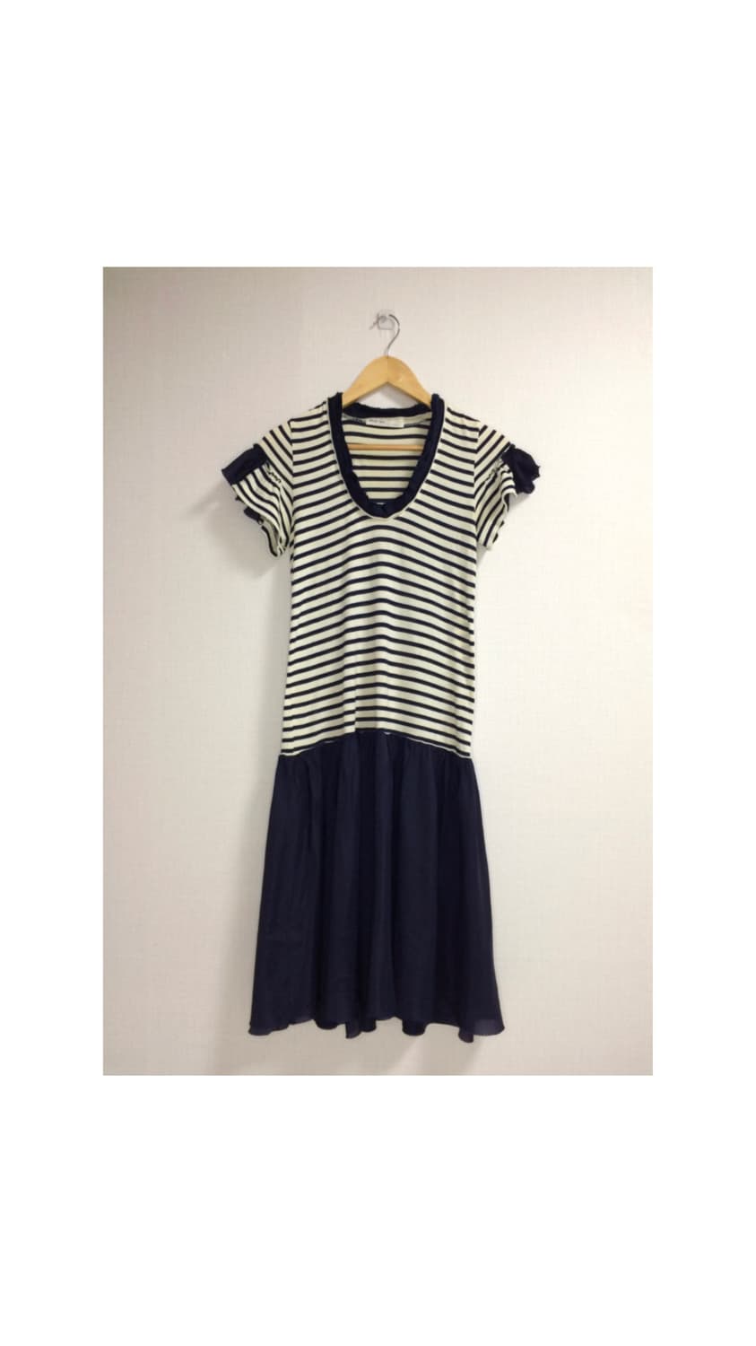 Sacai luck 사카이럭 아이보리 스트라이프 프릴 컷 원피스 상품이미지1