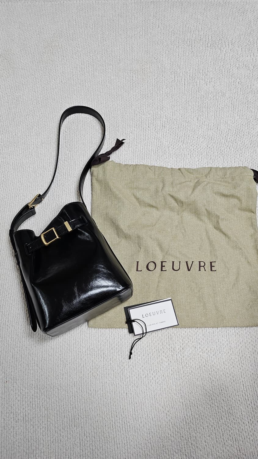 루에브르 삭드생뛰 블랙 스몰백 상품이미지2