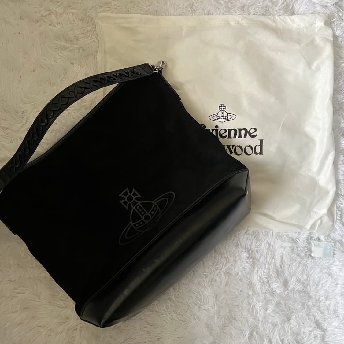 비비안웨스트우드 낸시 호보백 블랙 상품이미지2