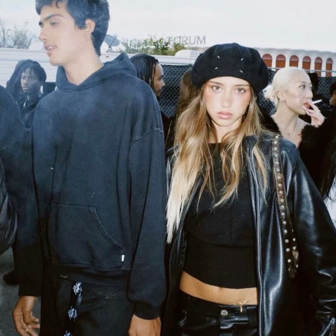 [M] 80s USA 빈티지 러셀 후드 블랙 상품이미지4