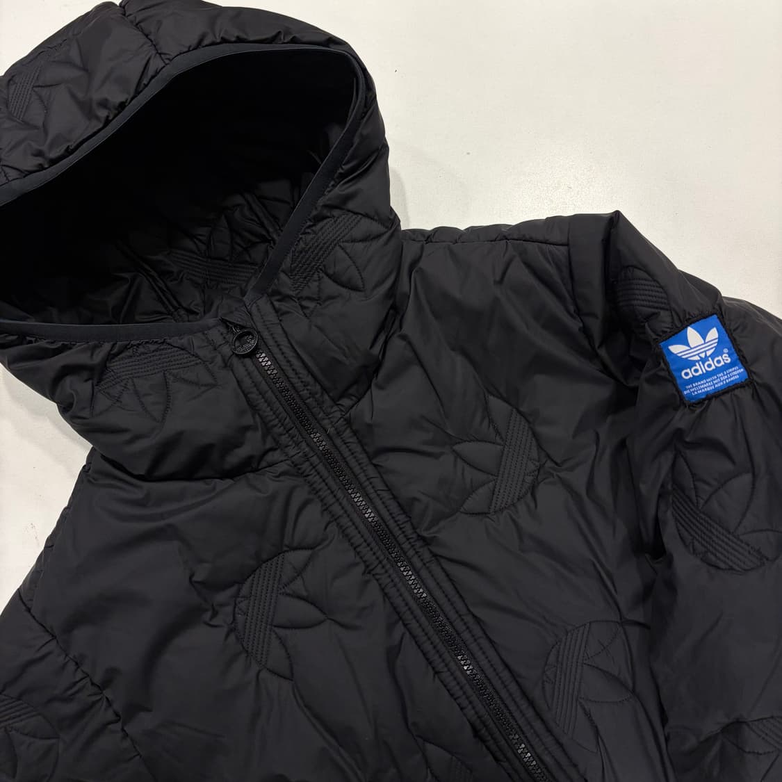 [XL] 아디다스 트레포일 리피트 블랙 패딩 후드 자켓 B560 상품이미지3