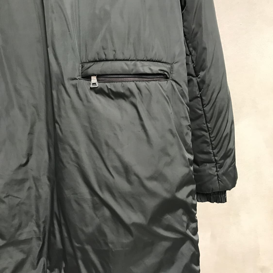 프라다 스포츠 패딩 자켓 카키 44 상품이미지6