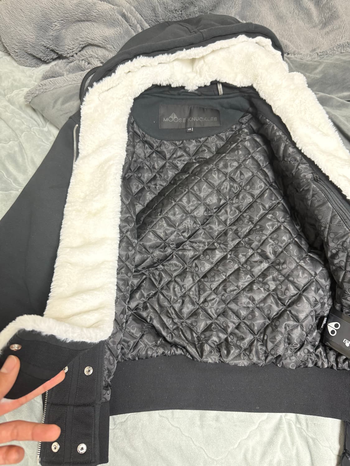 (백화점) 무스너클 버니스웨터 L/G 새상품급 상품이미지5