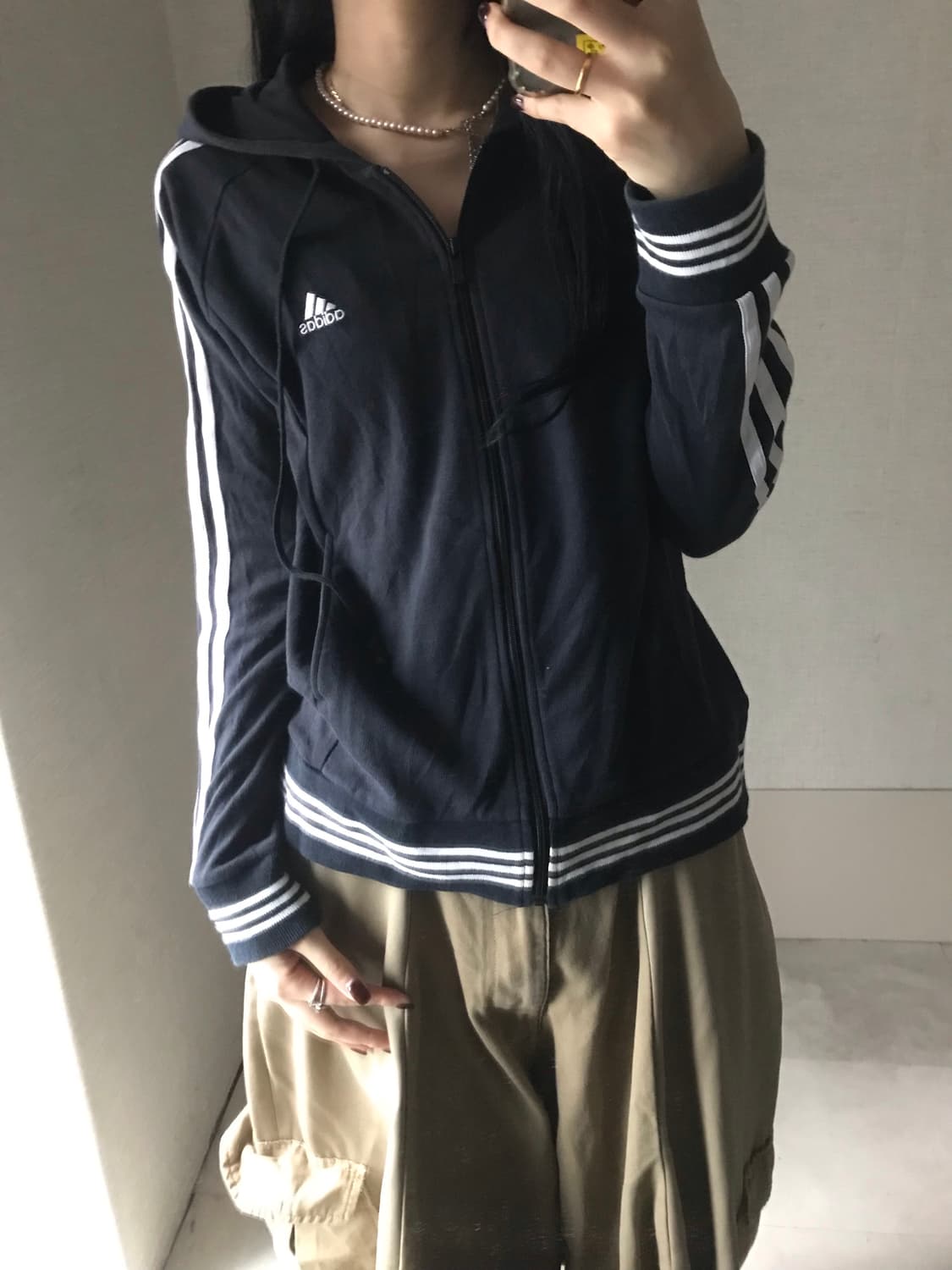 아디다스 검흰 후드집업 상품이미지2