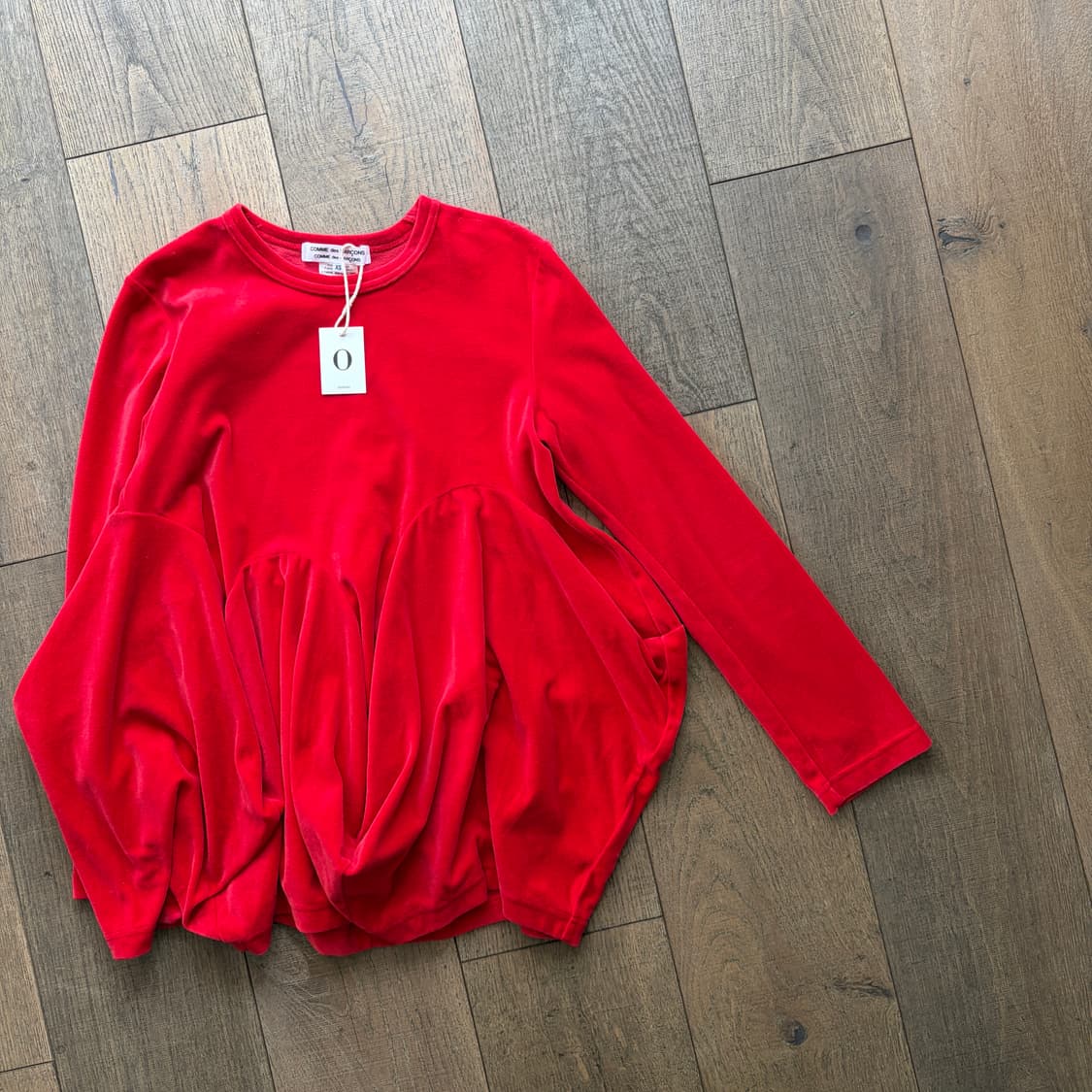 Red Transformed Velour Blouse 상품이미지3