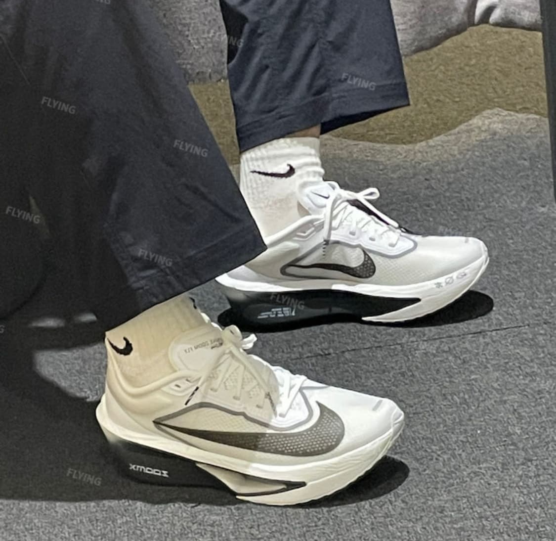 새상품) 나이키 줌플라이6 화이트플래티넘 230mm 상품이미지8