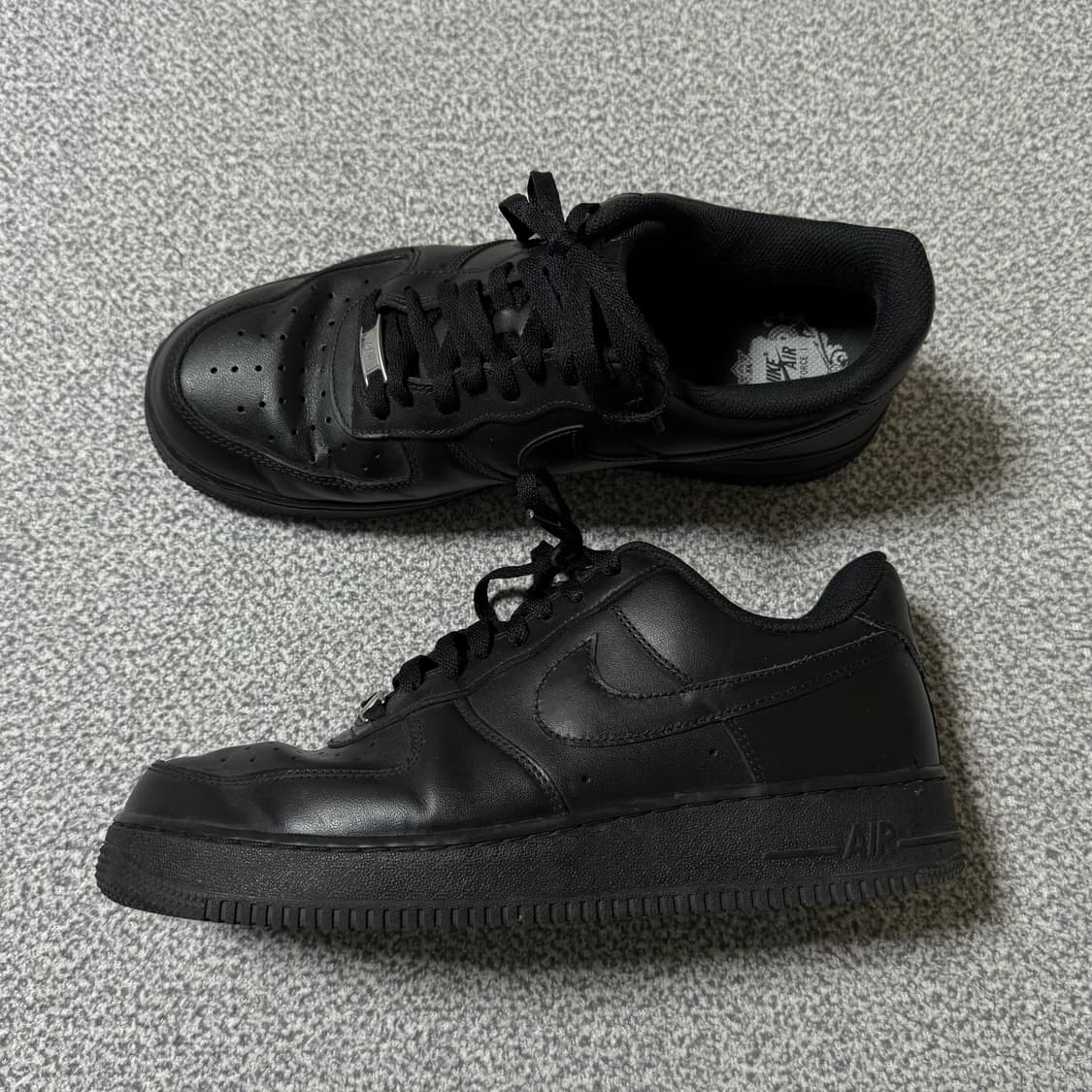[정가 13만원] 나이키 에어포스 블랙 280 상품이미지5