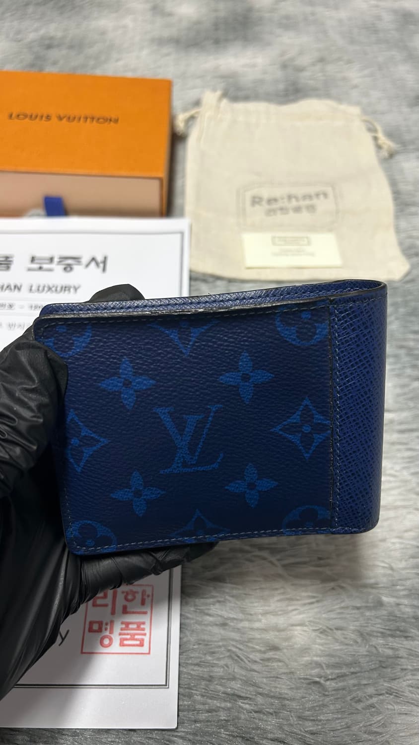 루이비통 코발트블루 반지갑 상품이미지2