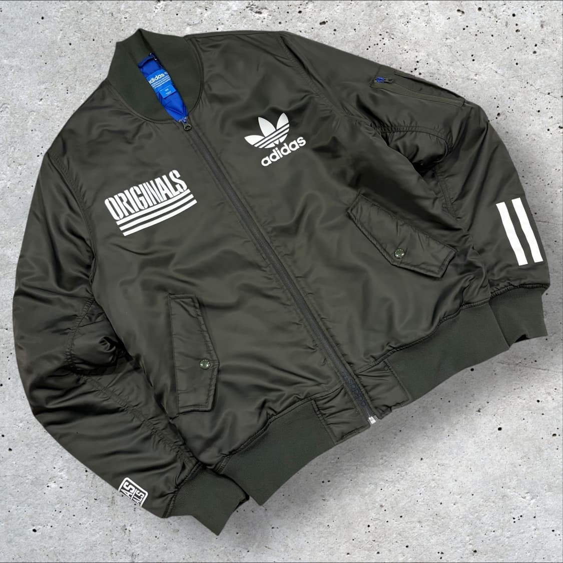 [100] 아디다스 오리지널스 봄버 자켓 카키 B994 상품이미지1