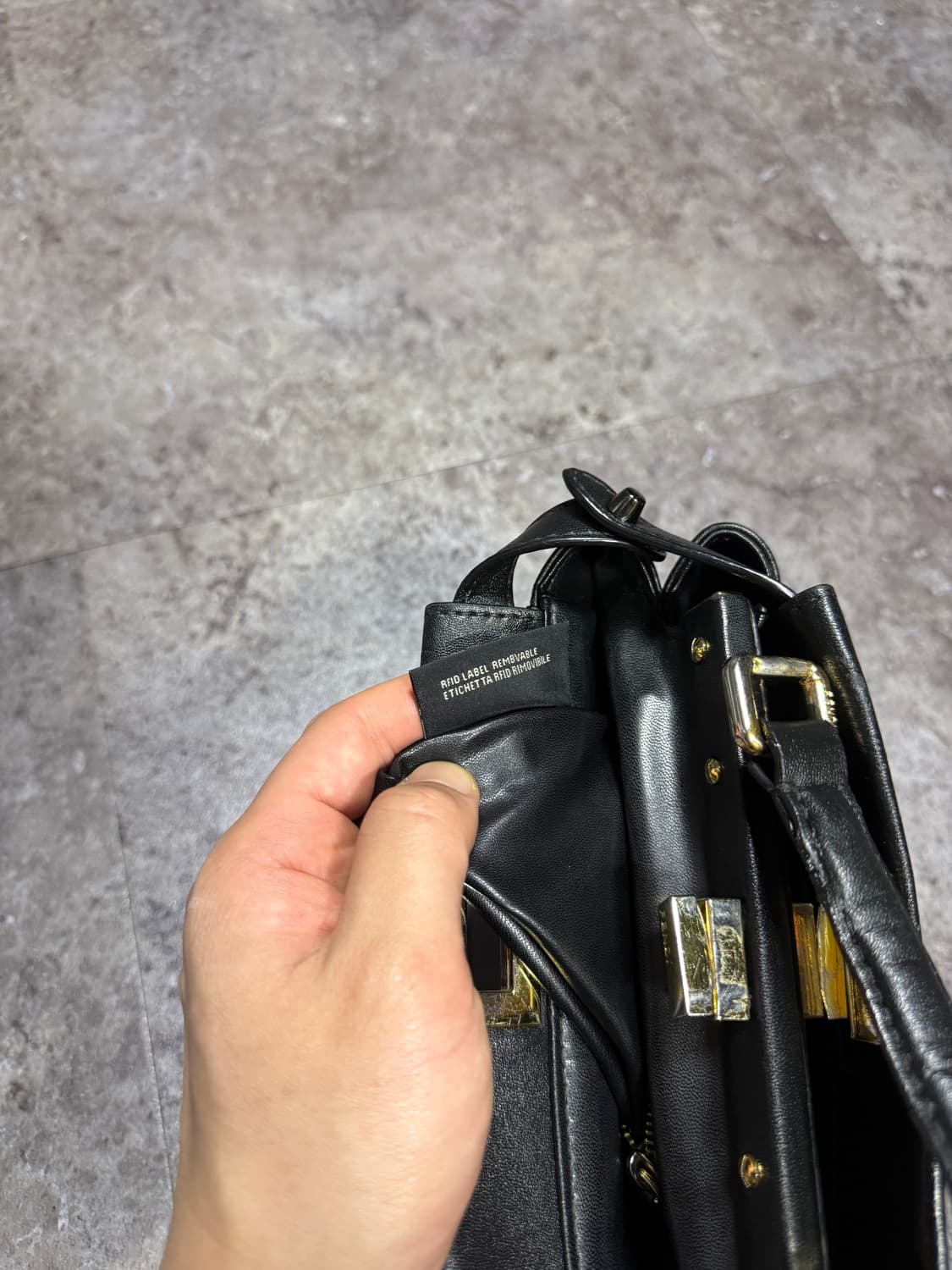 펜디 토트백 상품이미지10