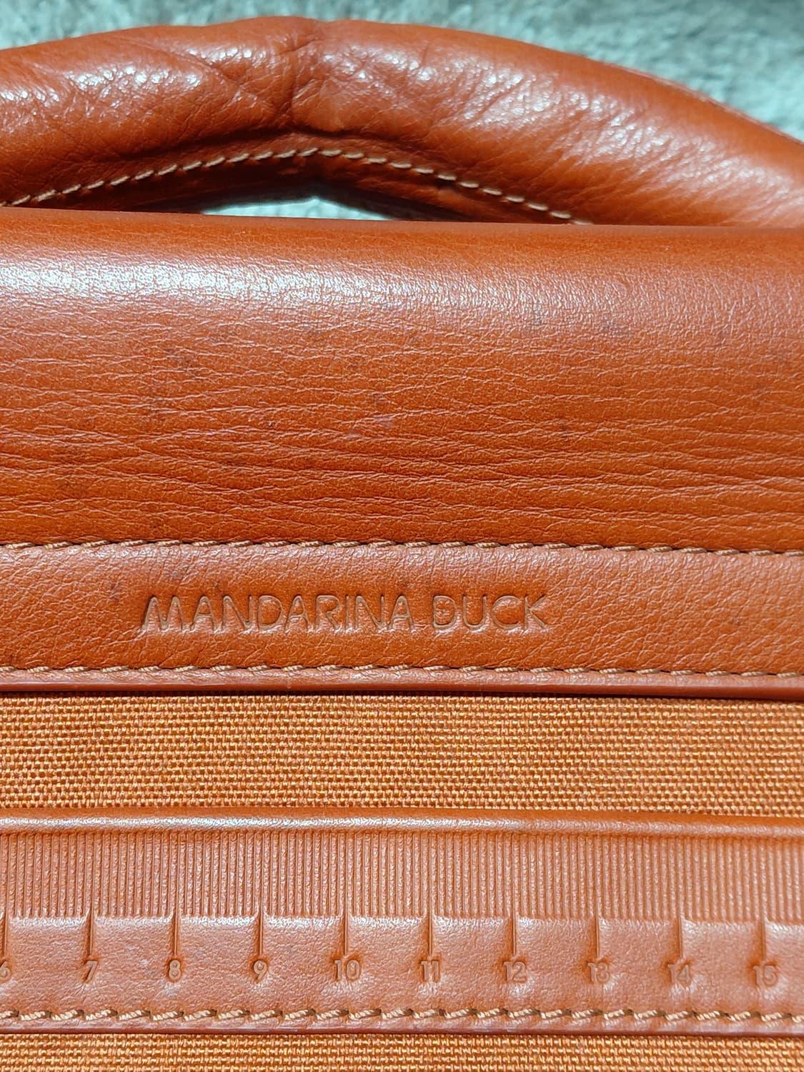 만다리나덕 크로스백 서류가방 상품이미지5