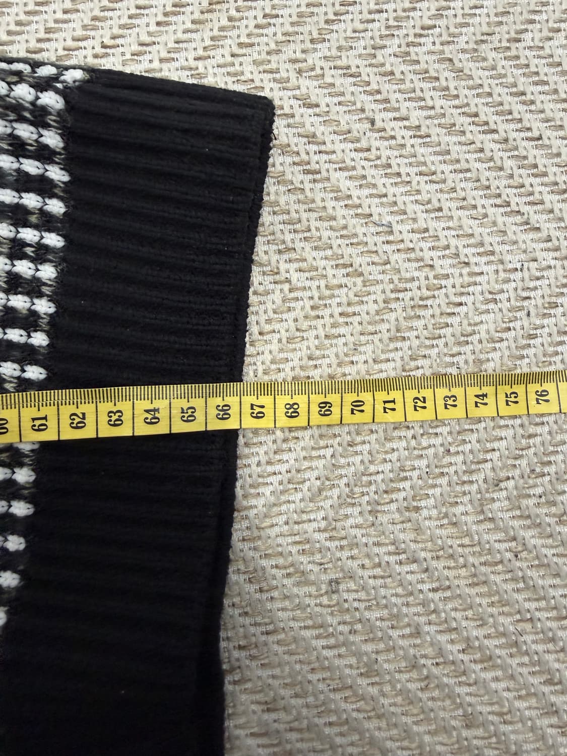 정품) 코오롱 여성 체크 패턴 니트 집업 자켓 95 상품이미지9