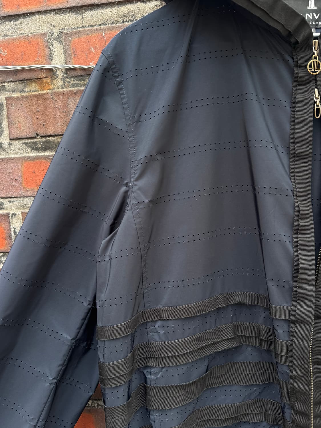 랑방 크롭 나일론 투웨이 후드자켓 상품이미지6