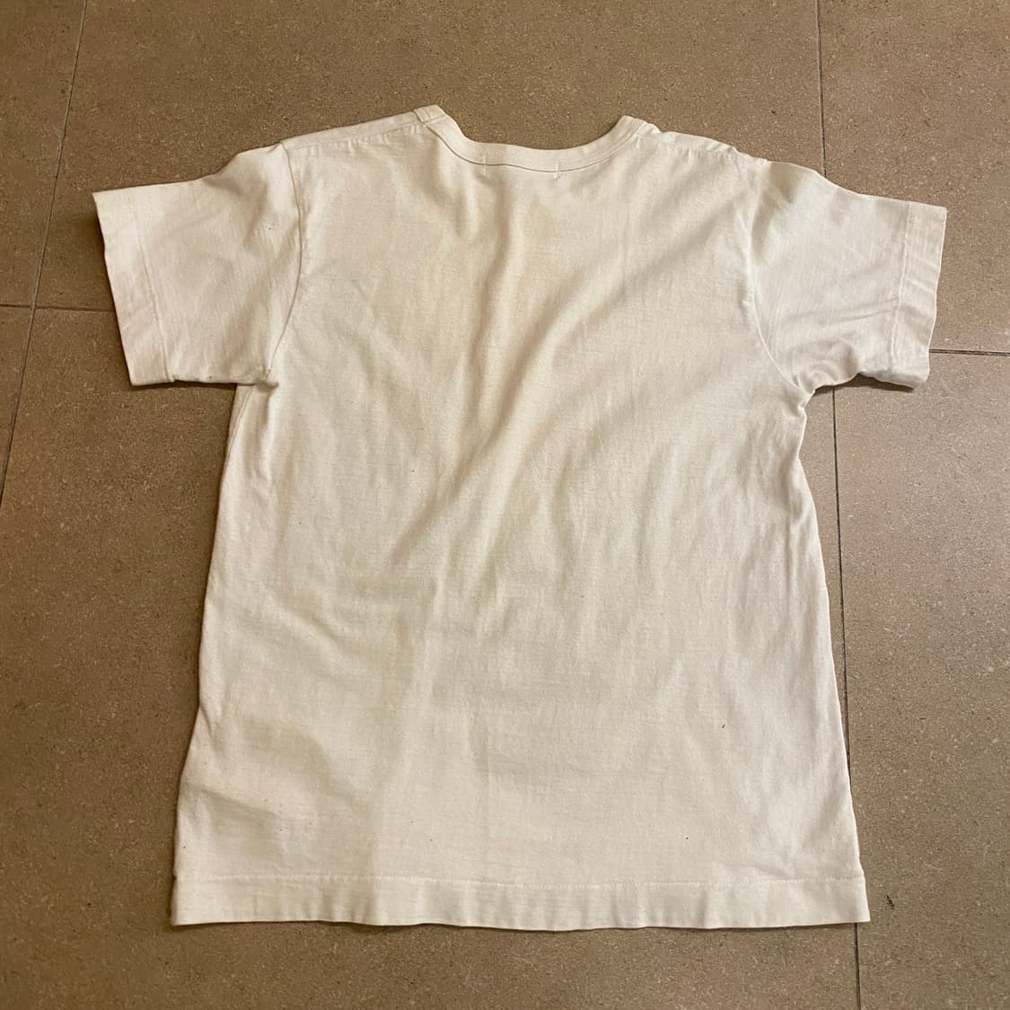 꼼데가르송 플레이 티셔츠 상품이미지2