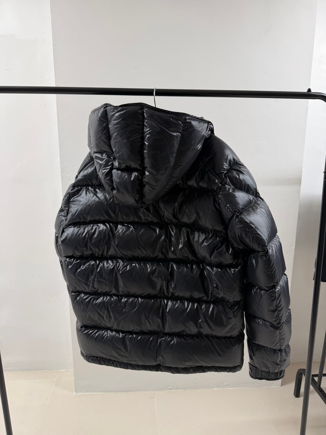 (5) 몽클레어 마야 22FW 패딩 5사이즈 블랙  상품이미지2