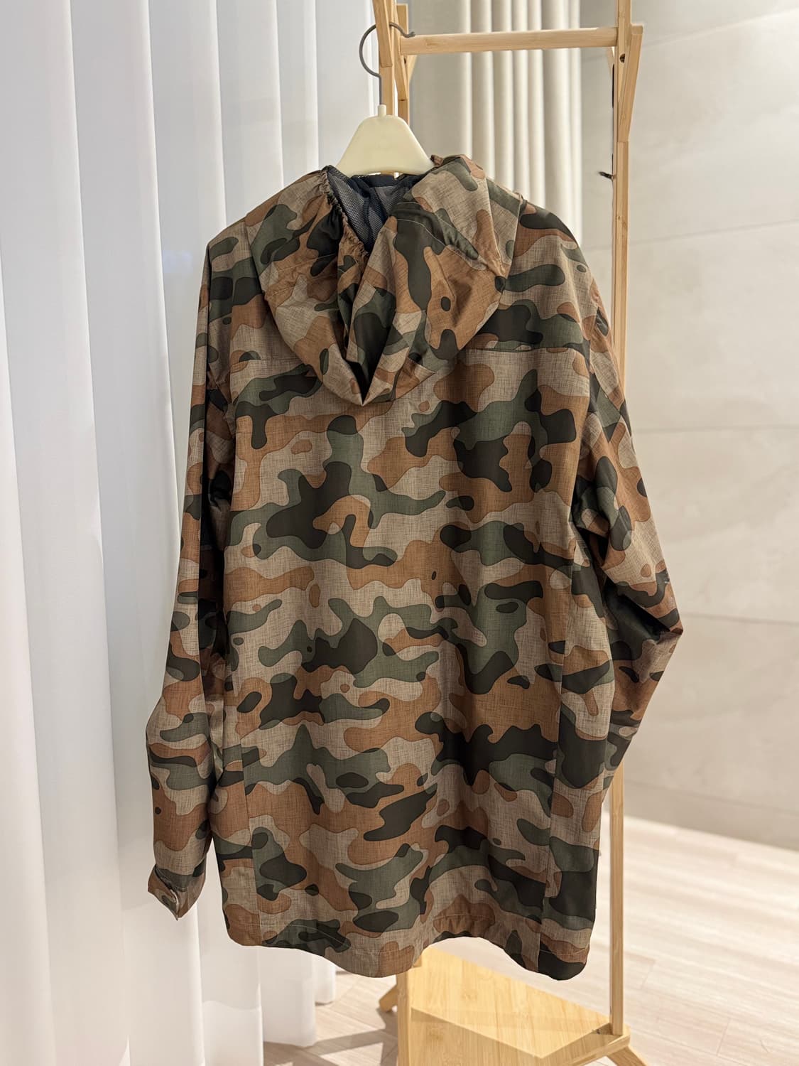 희귀매물!! 아디다스 카모패턴 바람막이 상품이미지3