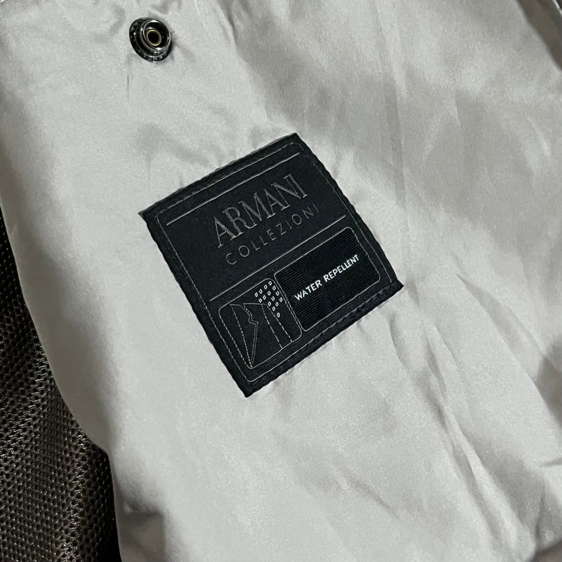 [97] 알마니 꼴레지오니 바람막이 점퍼 상품이미지9