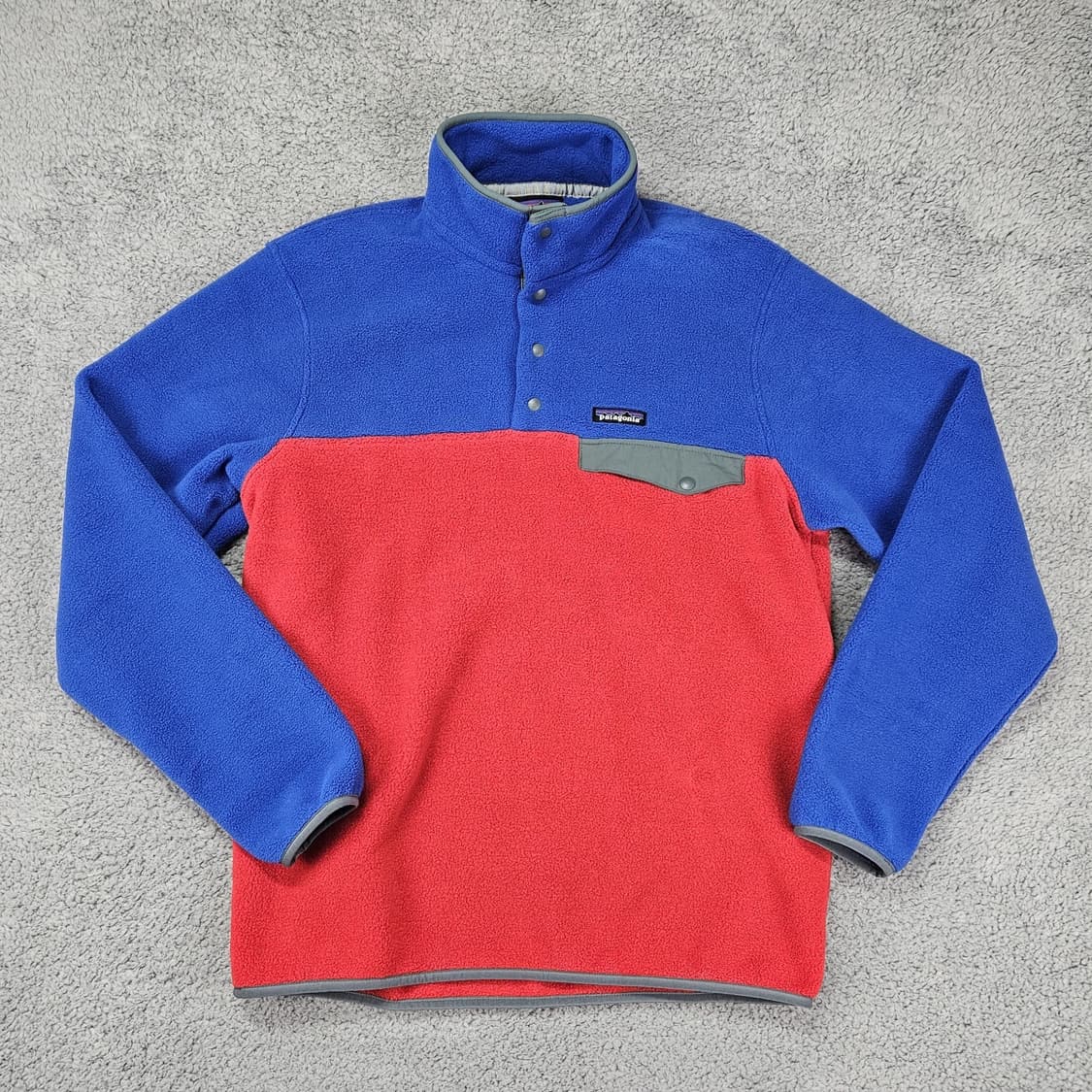 23FW 파타고니아 신칠라 스냅-T 블루/레드/그레이 상품이미지1