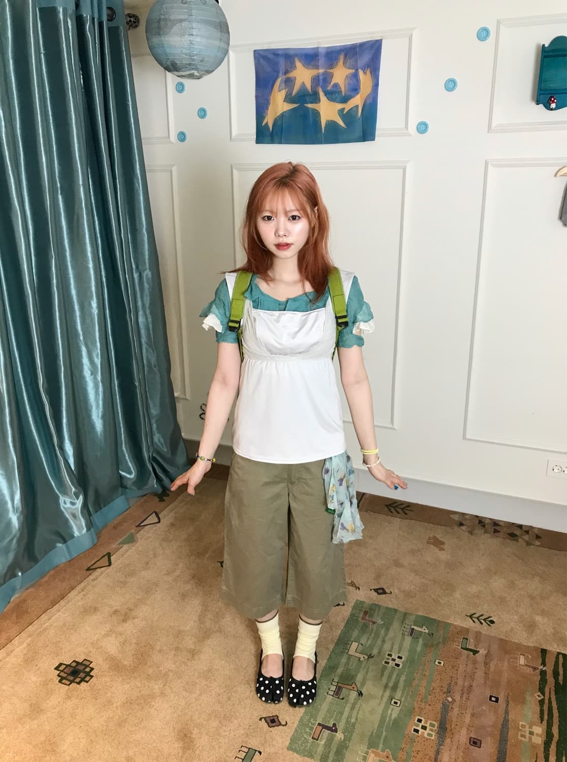 단추 포인트꩜ 도트 블라우스에 베이지 팬츠를 더해 아웃도어 키치 룩🍄 상품이미지2