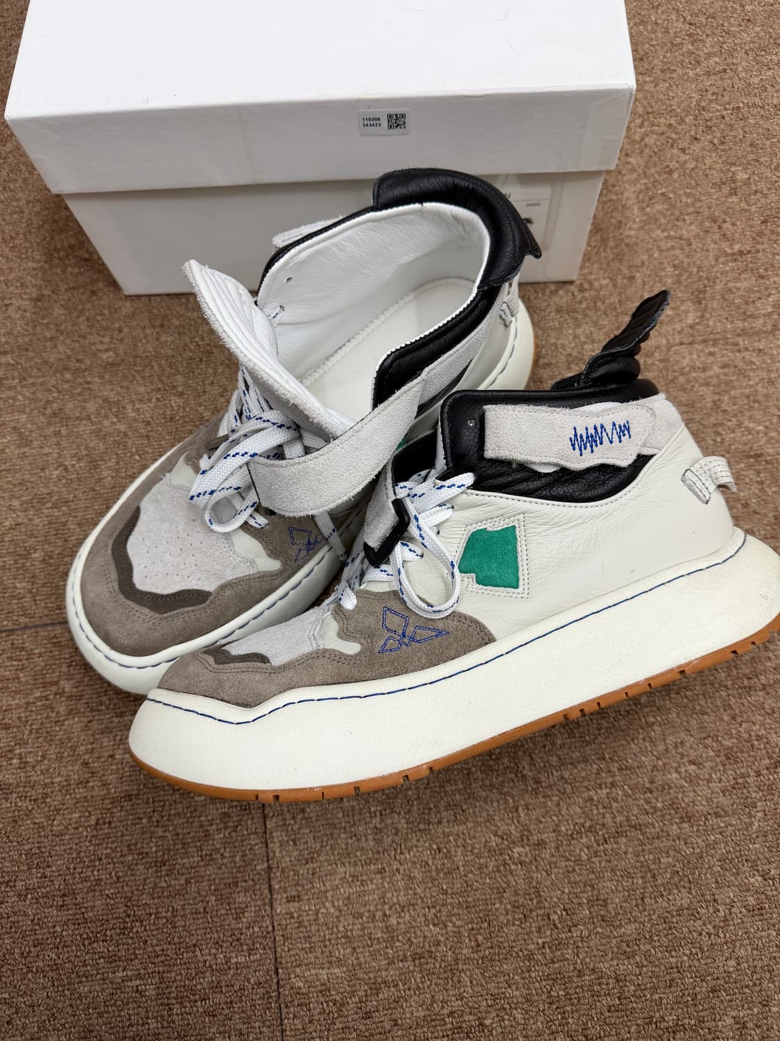 아더에러 로그 칼리프 그린 280사이즈 팝니다 상품이미지3