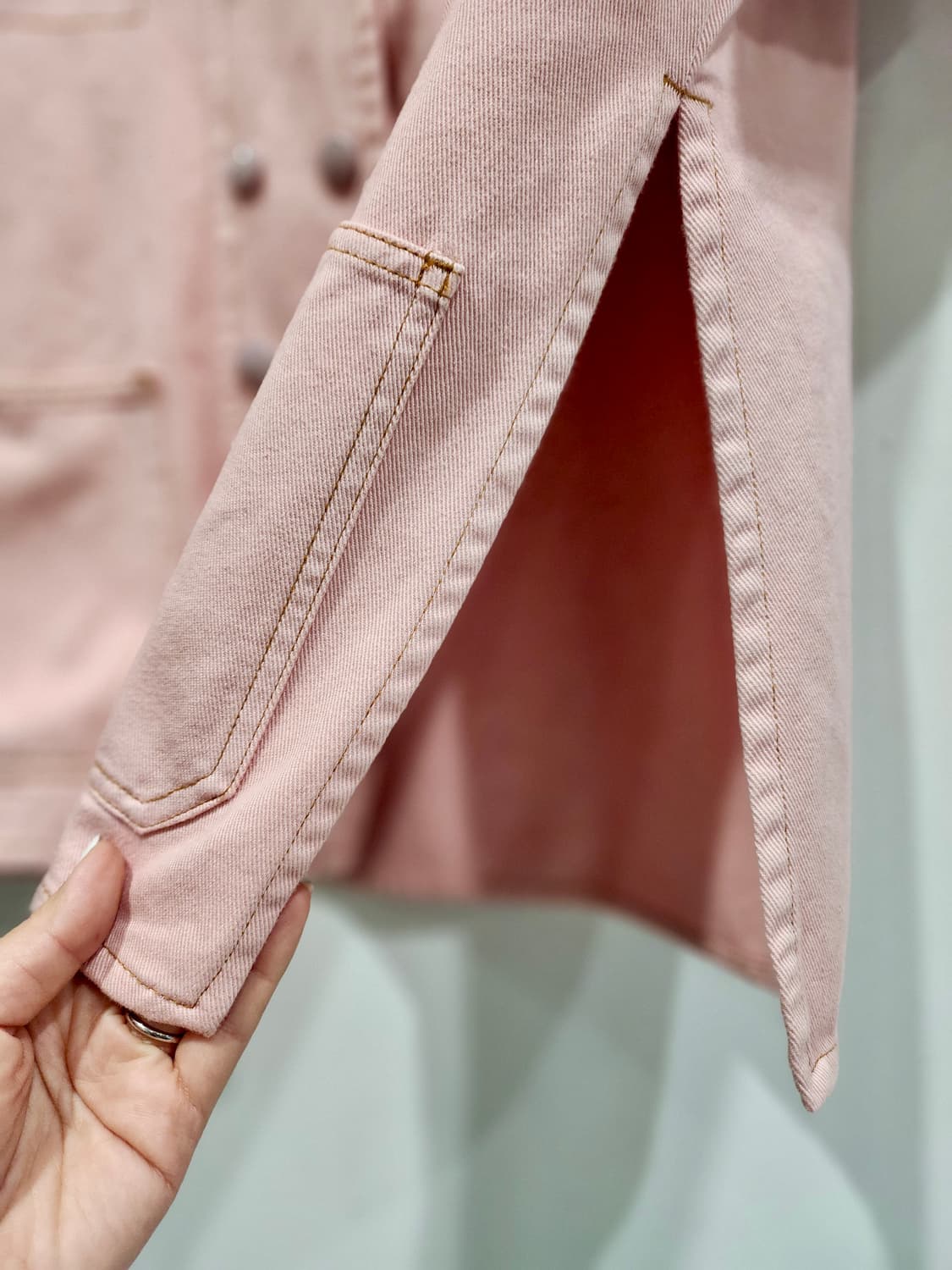 펜디 핑크 데님 반팔 자켓 38 정품 상품이미지6