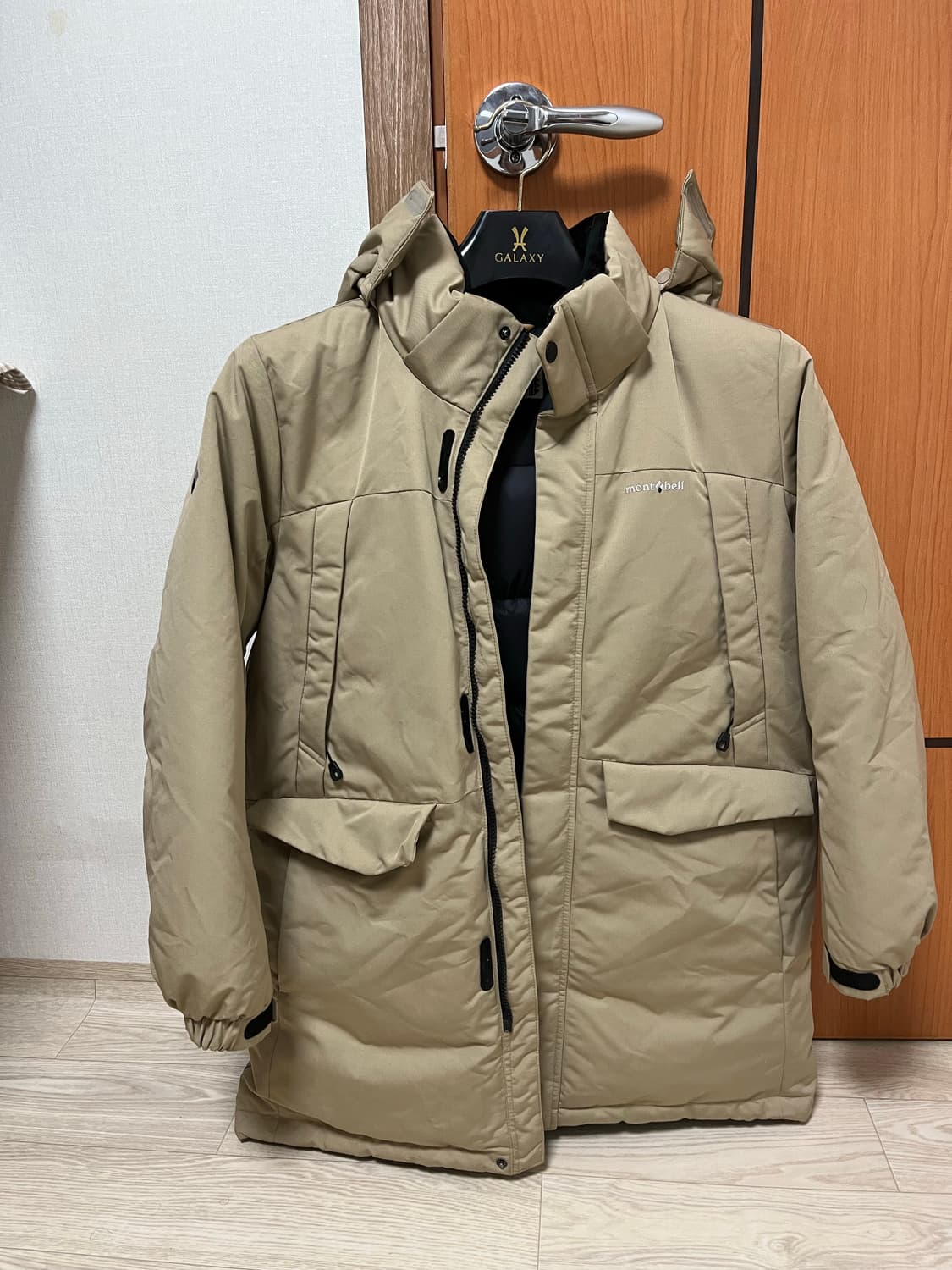 몽벨 키즈 패딩 160사이즈(성인 여성 S착용가능) 상품이미지1