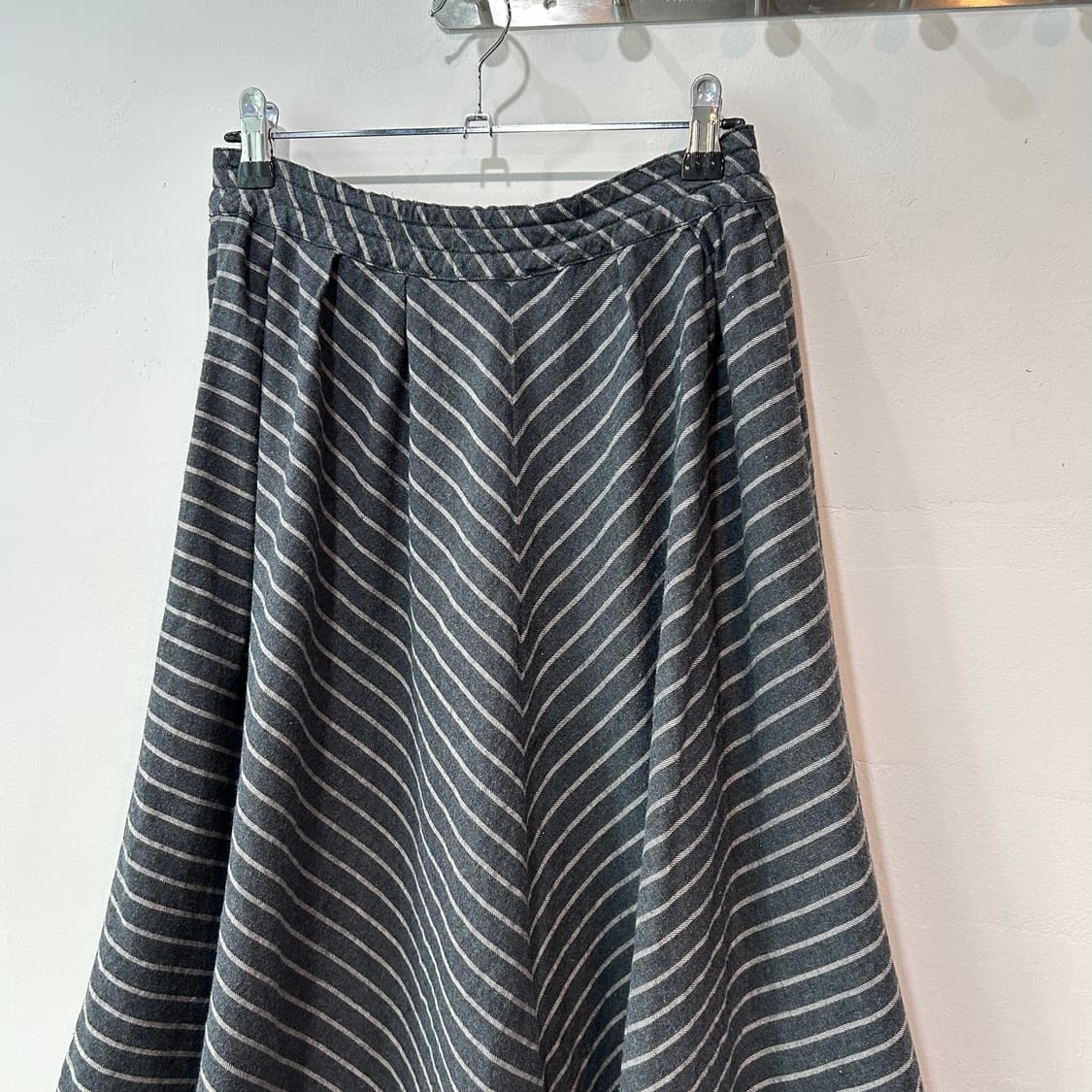 스트라이프패턴 플레어 스커트 상품이미지4