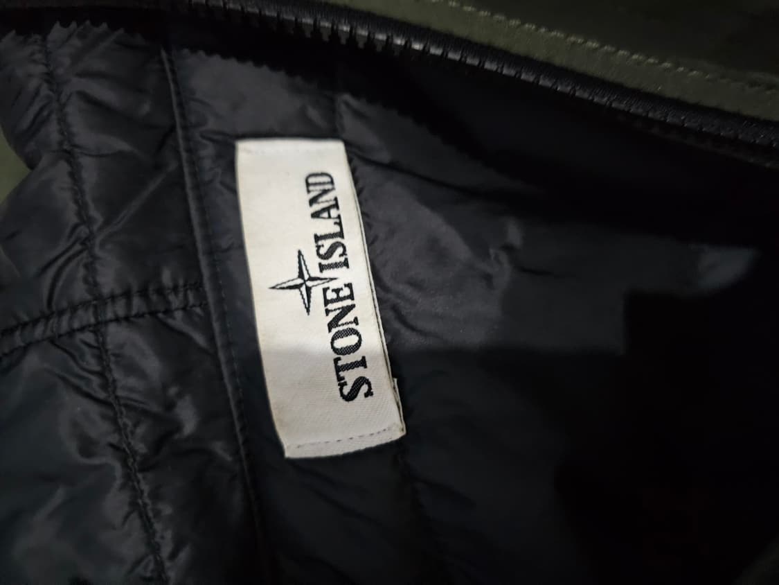 정품 20FW 스톤아일랜드 소프트쉘 카키 와펜 후드 자켓 100 / L 상품이미지5