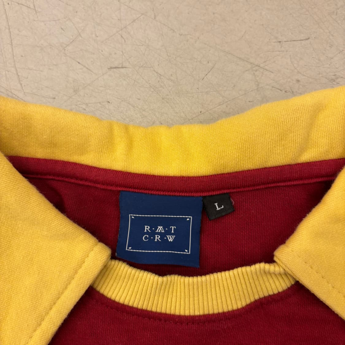 로맨틱크라운 배색 럭비카라티셔츠 상품이미지3