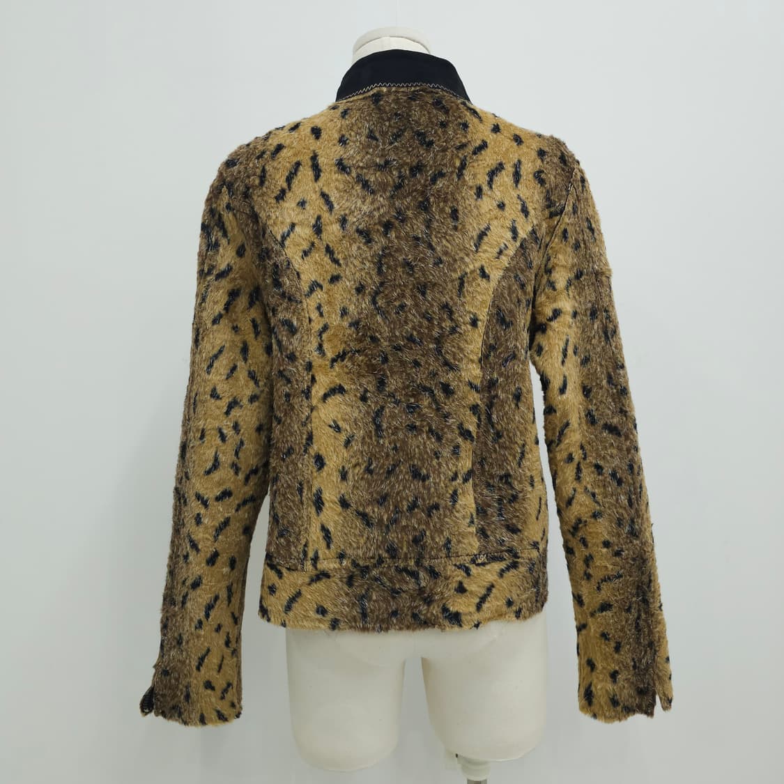 Calispia 리버시블 애니멀 퍼 집업 무스탕 자켓 상품이미지4