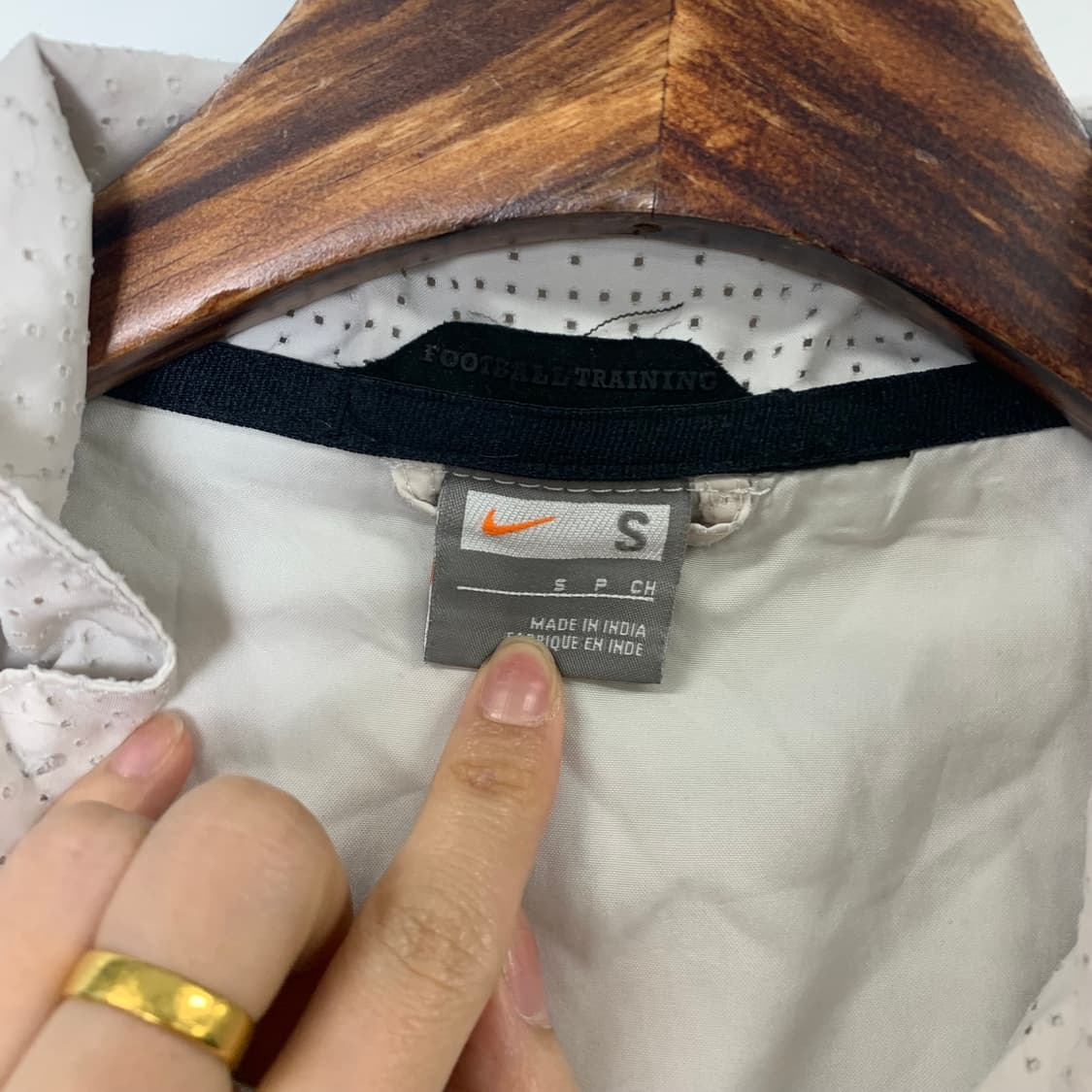 나이키 00s 맨유 화이트 트랙탑 바람막이 상품이미지7