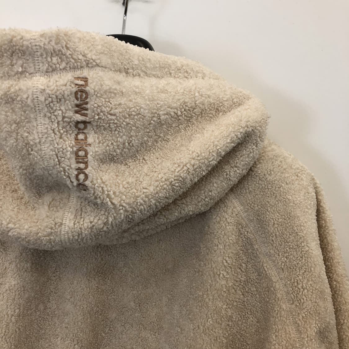 뉴발란스 자수 쉐르파 아이보리 후드집업 90 상품이미지4