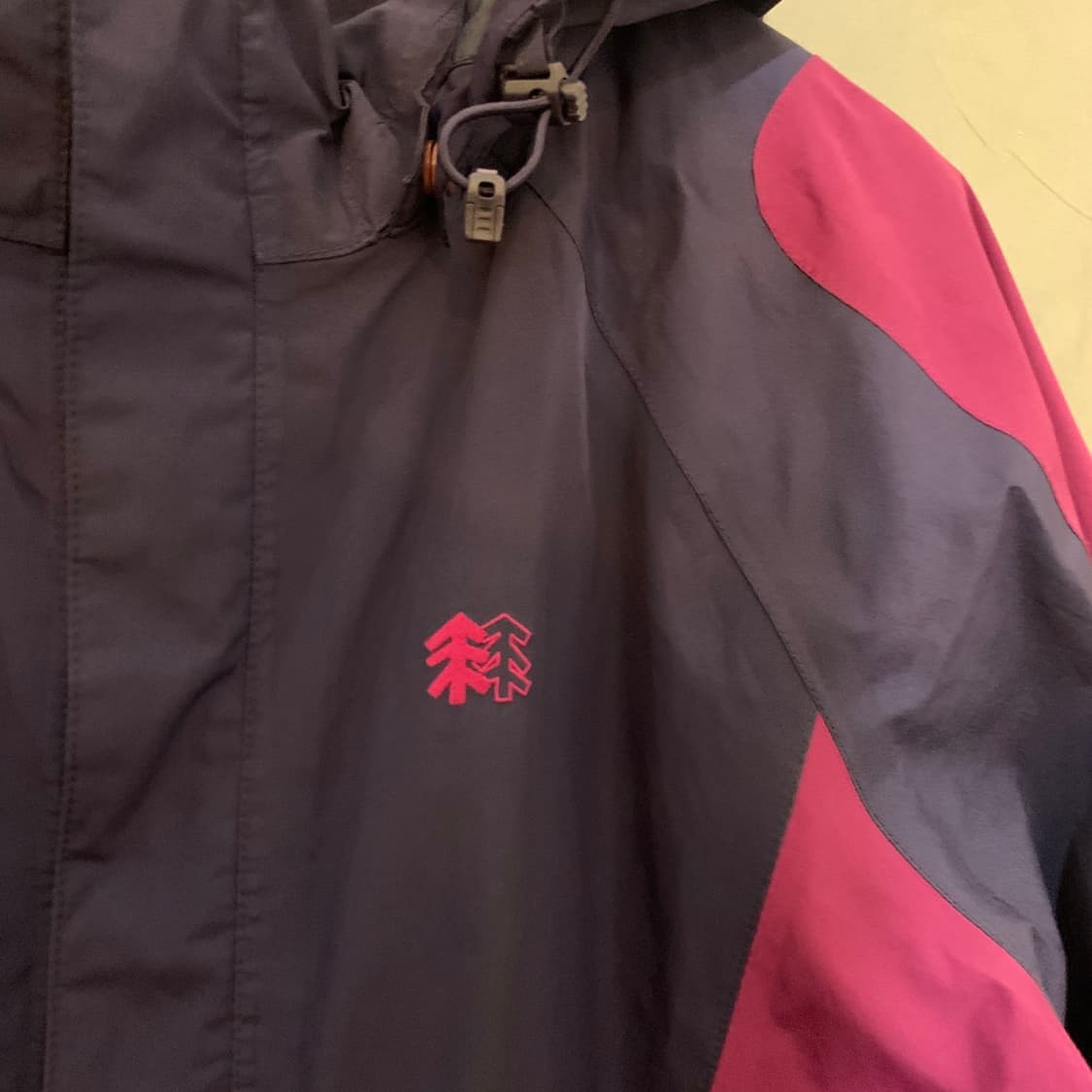 100 코오롱스포츠 여성 고어텍스 기능성 등산 바람막이 후드 자켓 상품이미지4