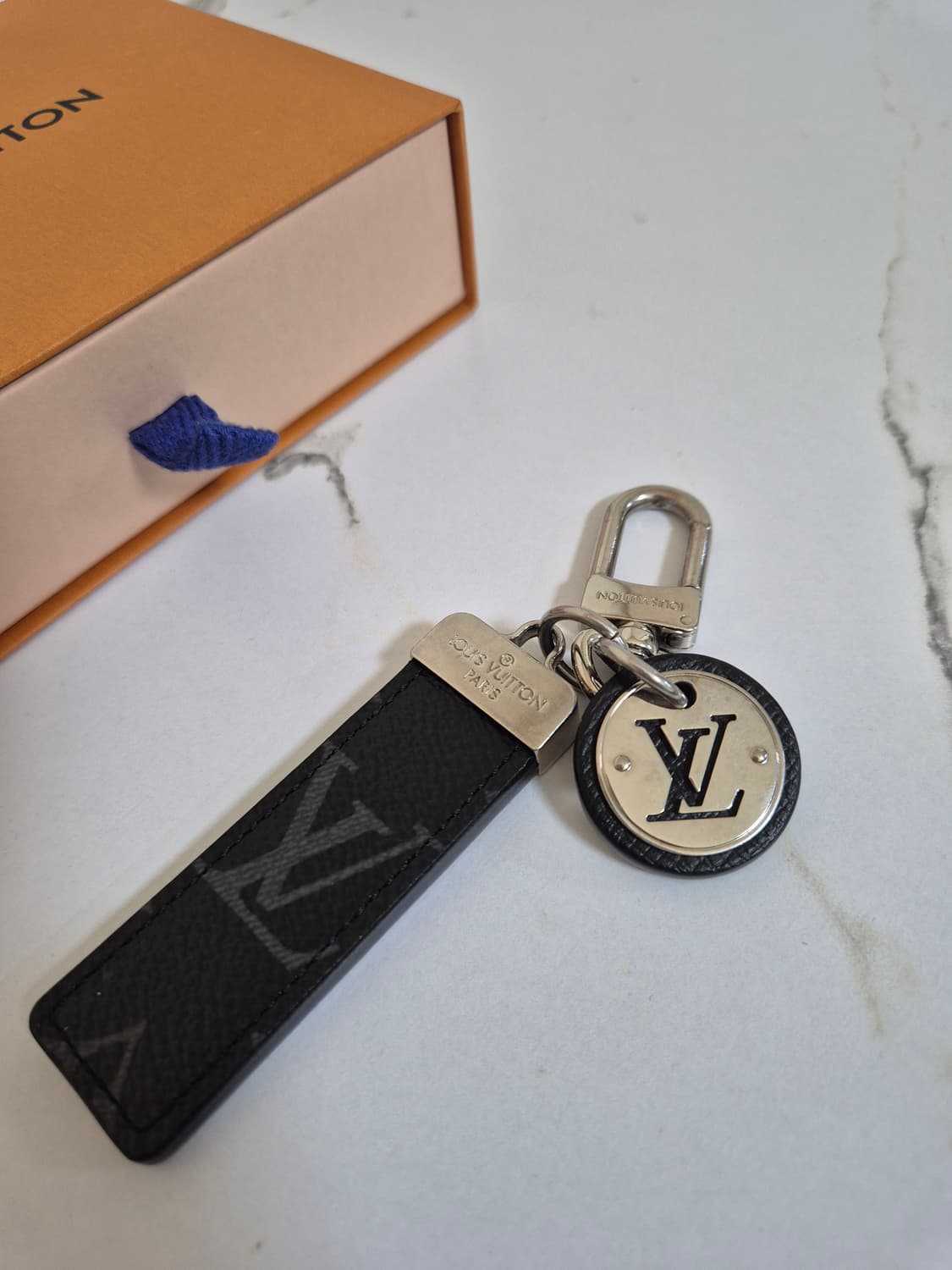 (정품) 루이비통 네오 LV 백참 키홀더 열쇠고리 상품이미지9