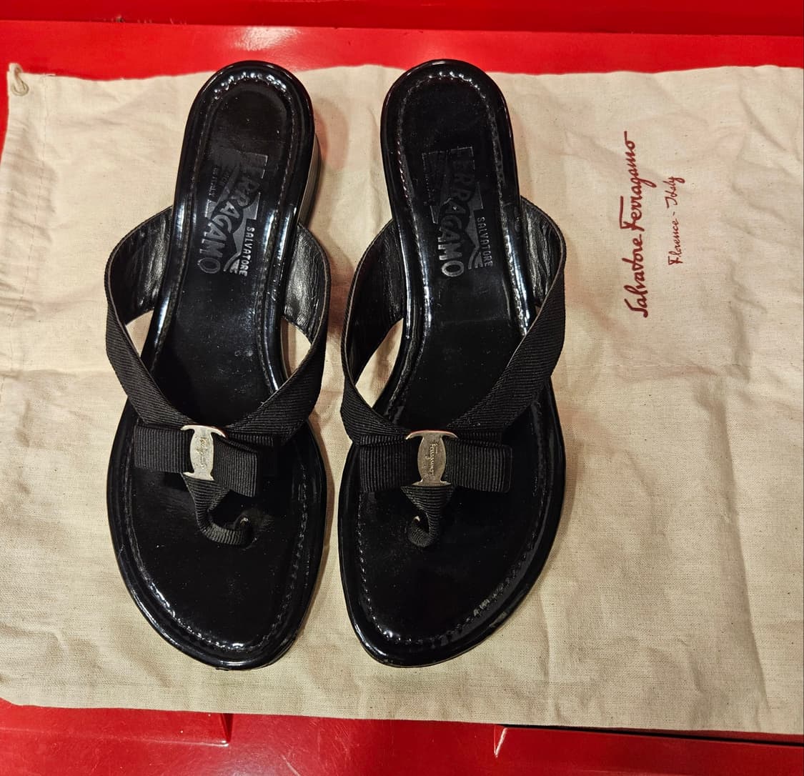 페라가모 바라 보우 블랙 쪼리 슬리퍼 235사이즈 상품이미지1