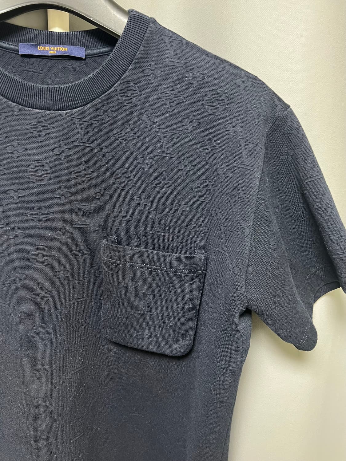 [정품] M 루이비통 모노그램 포켓 반팔티 네이비 상품이미지2