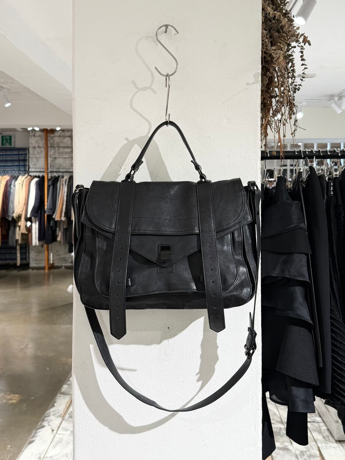 프로엔자 슐러 블랙 미디움 PS1 토트백 상품이미지2