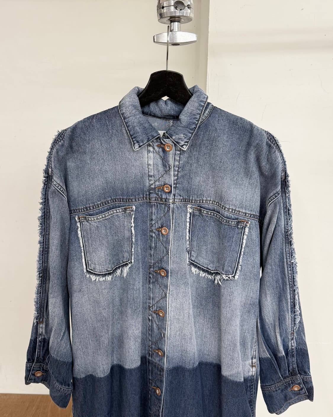 아크네 스튜디오 데님 포켓 셔츠 원피스 상품이미지2