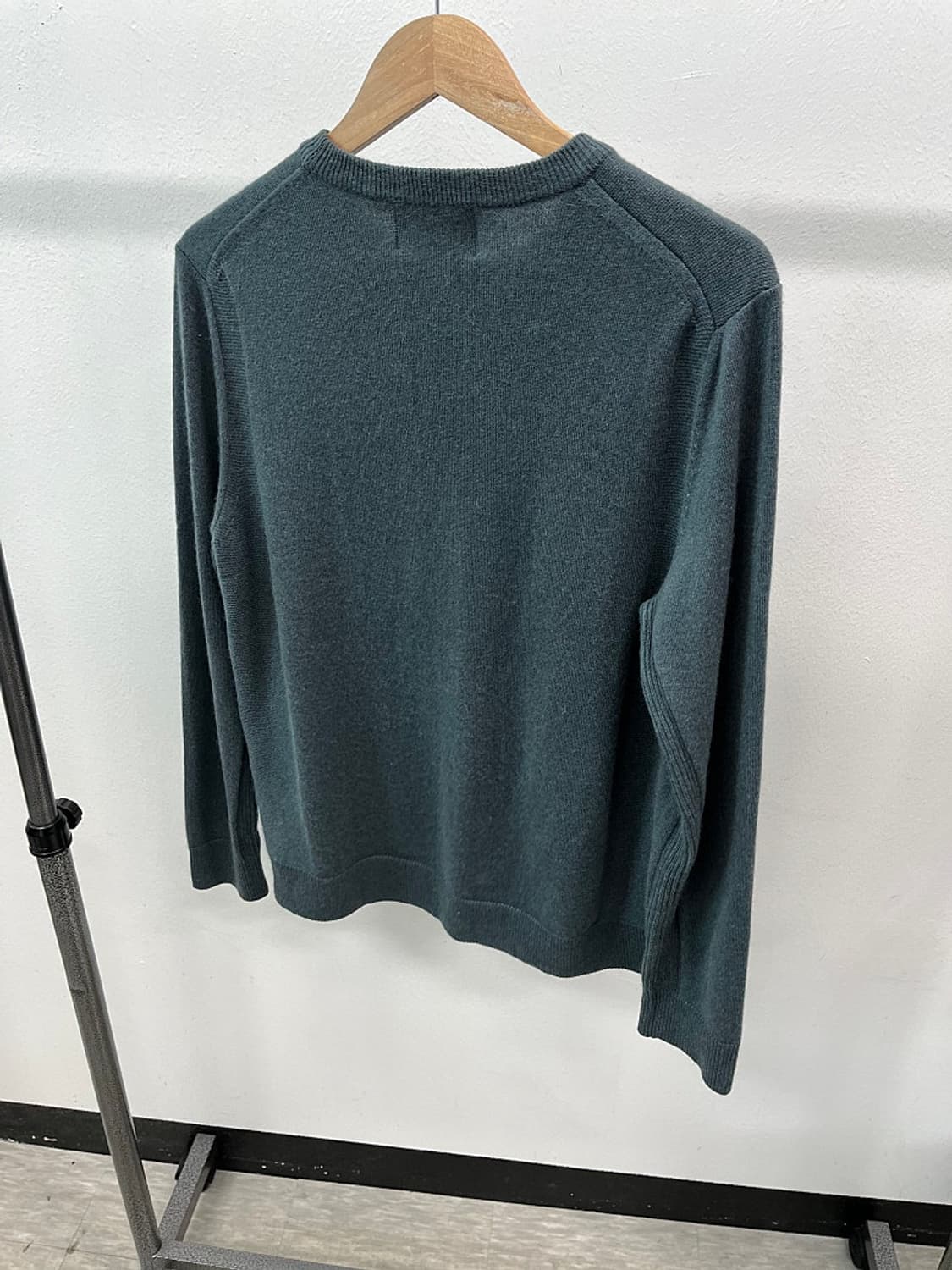 95-100) 솔리드옴므 캐시미어100% 니트  상품이미지6