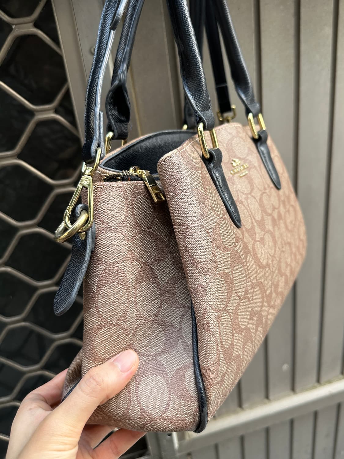 Coach vintage brown leather bag 상품이미지3