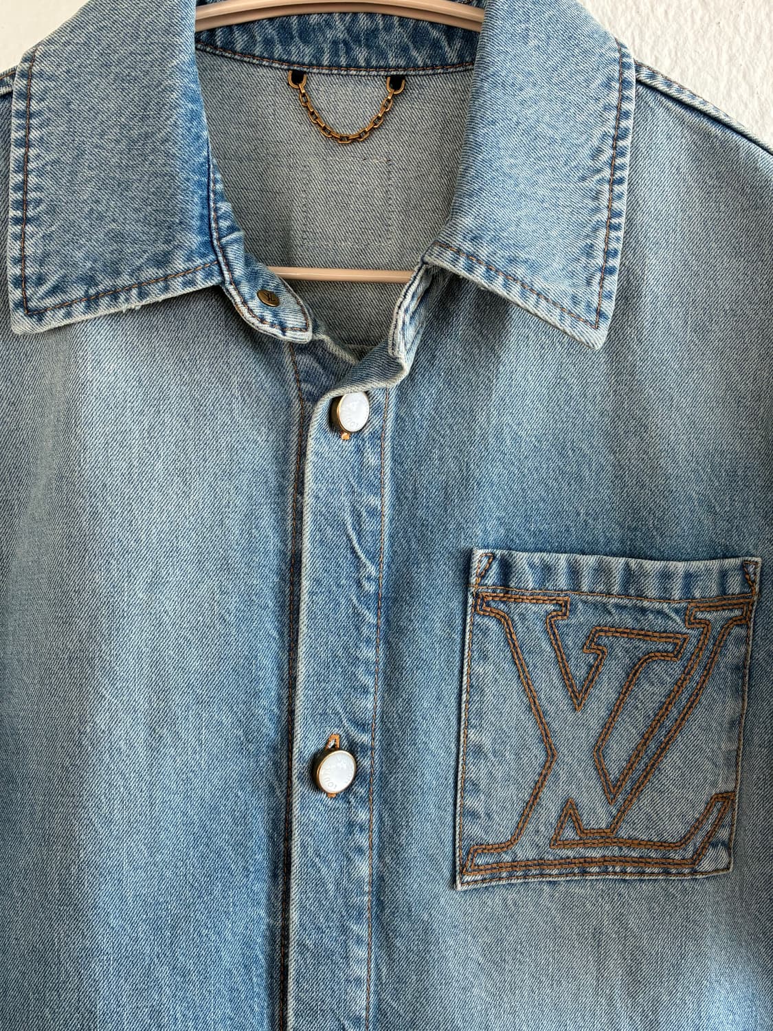 루이비통 쇼트 슬리브드 데님 셔츠 상품이미지3