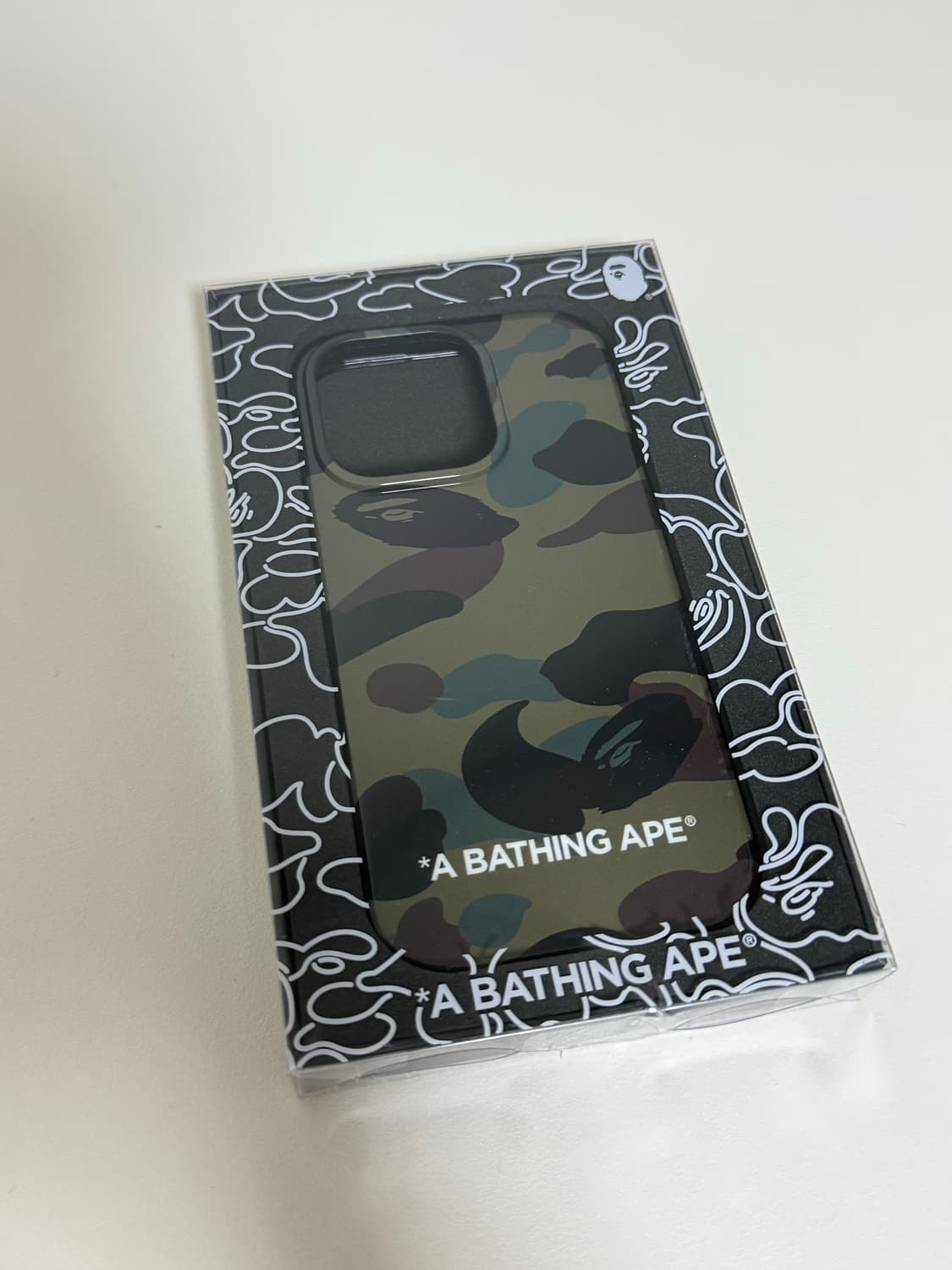 베이프 퍼스트 카모 아이폰 16 프로 케이스 그린 상품이미지2