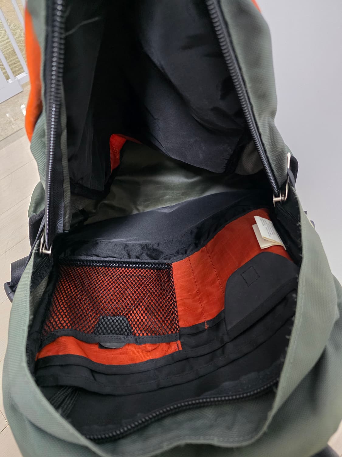 아크테릭스 와이어 백팩 상품이미지2