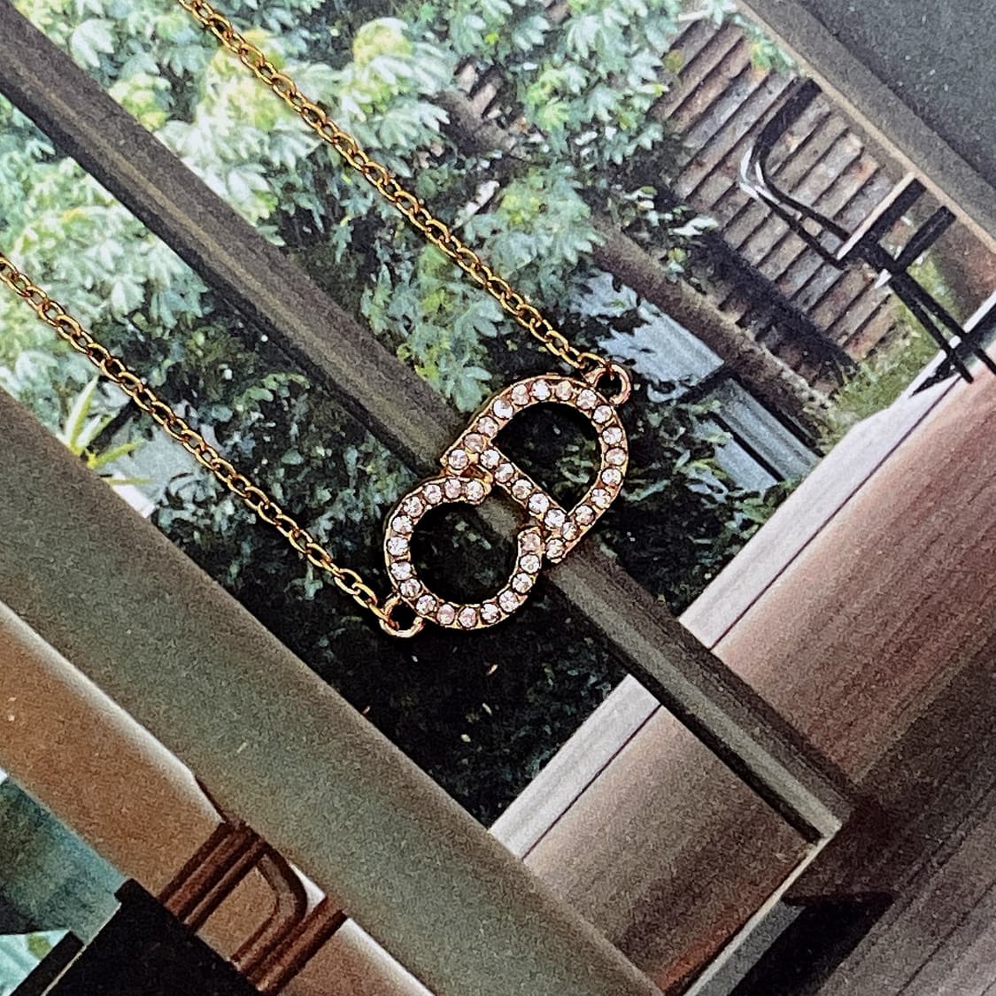 디올 미드나잇 쉬머 네크리스 상품이미지2