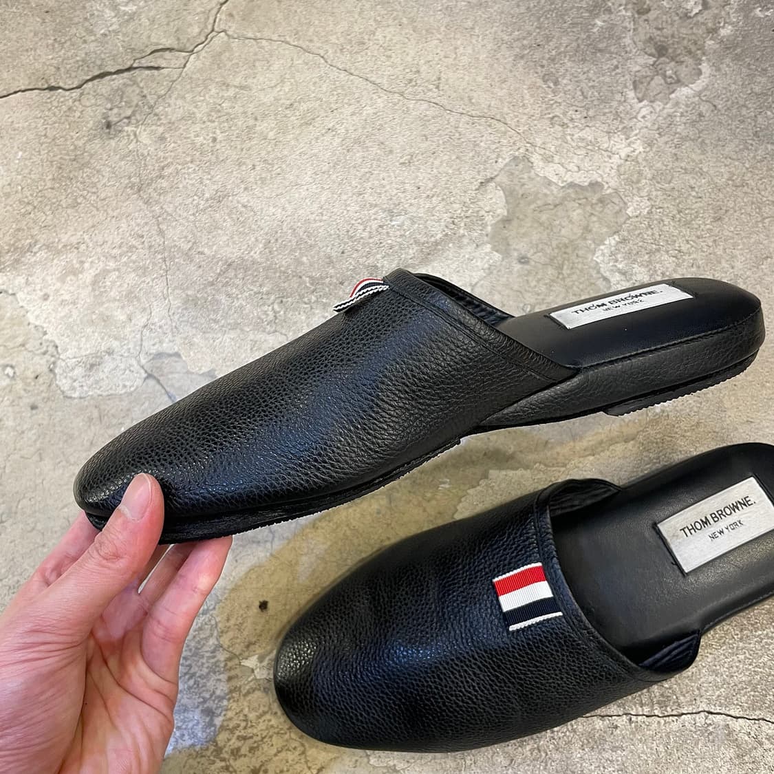 톰브라운 삼선탭 뮬 상품이미지6