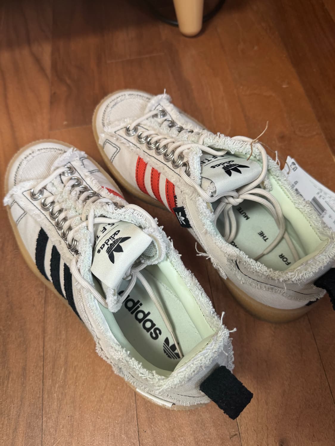 아디다스 송포더뮤트 캠퍼스 80s 블리스 코어 블랙 상품이미지3