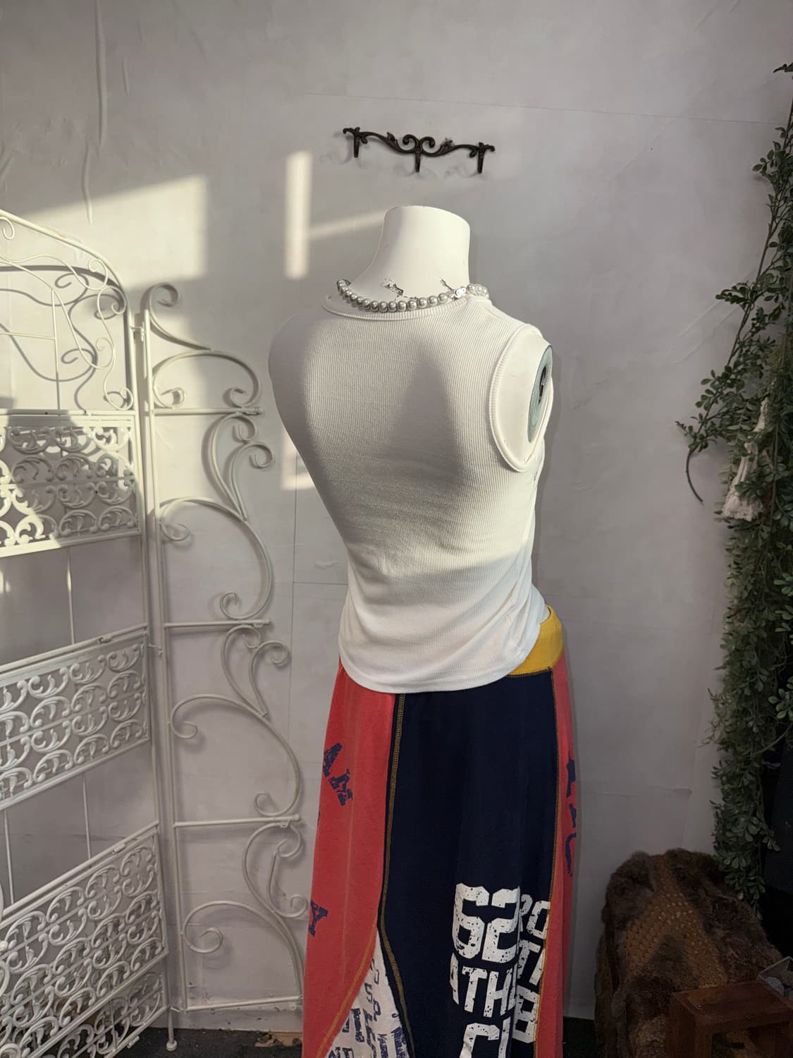 White oriental y2k printing sleeveless 상품이미지6