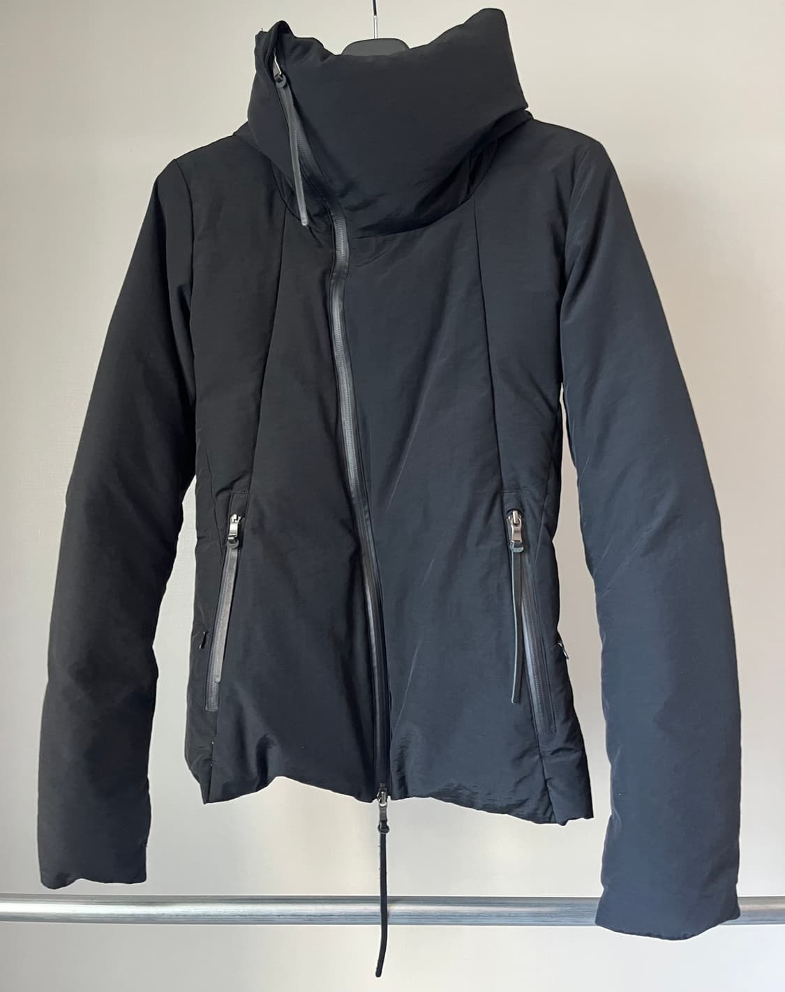 The Viridi-Anne High-Neck Down Jacket 상품이미지8